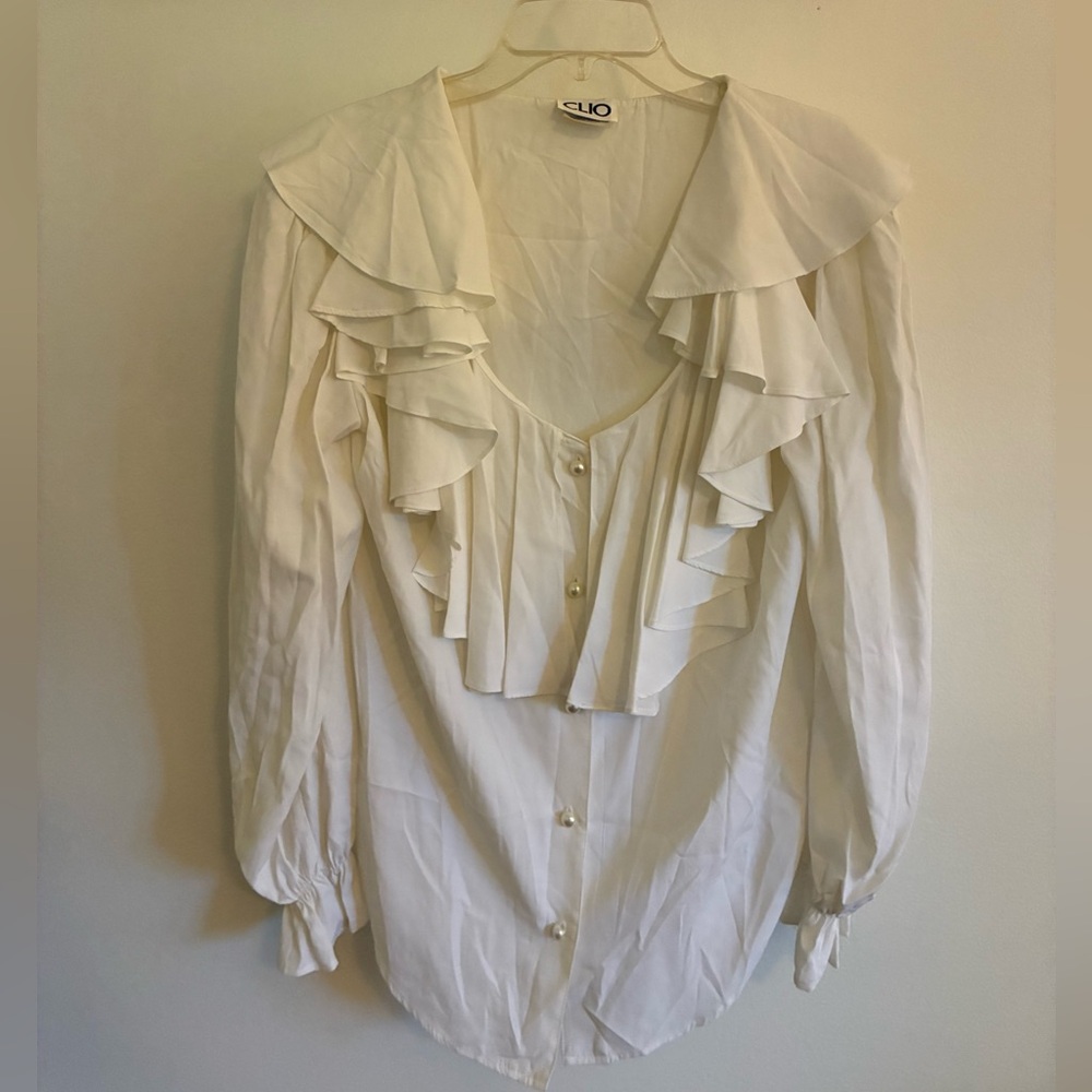 CLIO Ruffle V-Neck Button Front Blouse in Cream, 90s Vintage Top